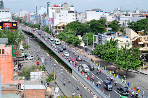 TP Hồ Chí Minh Cầu vượt thép đã góp phần giảm ùn tắc giao thông
